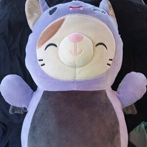 Squishmallow 14" Cam the Calico Cat in Lavender Vampire Bat Costume HugMee